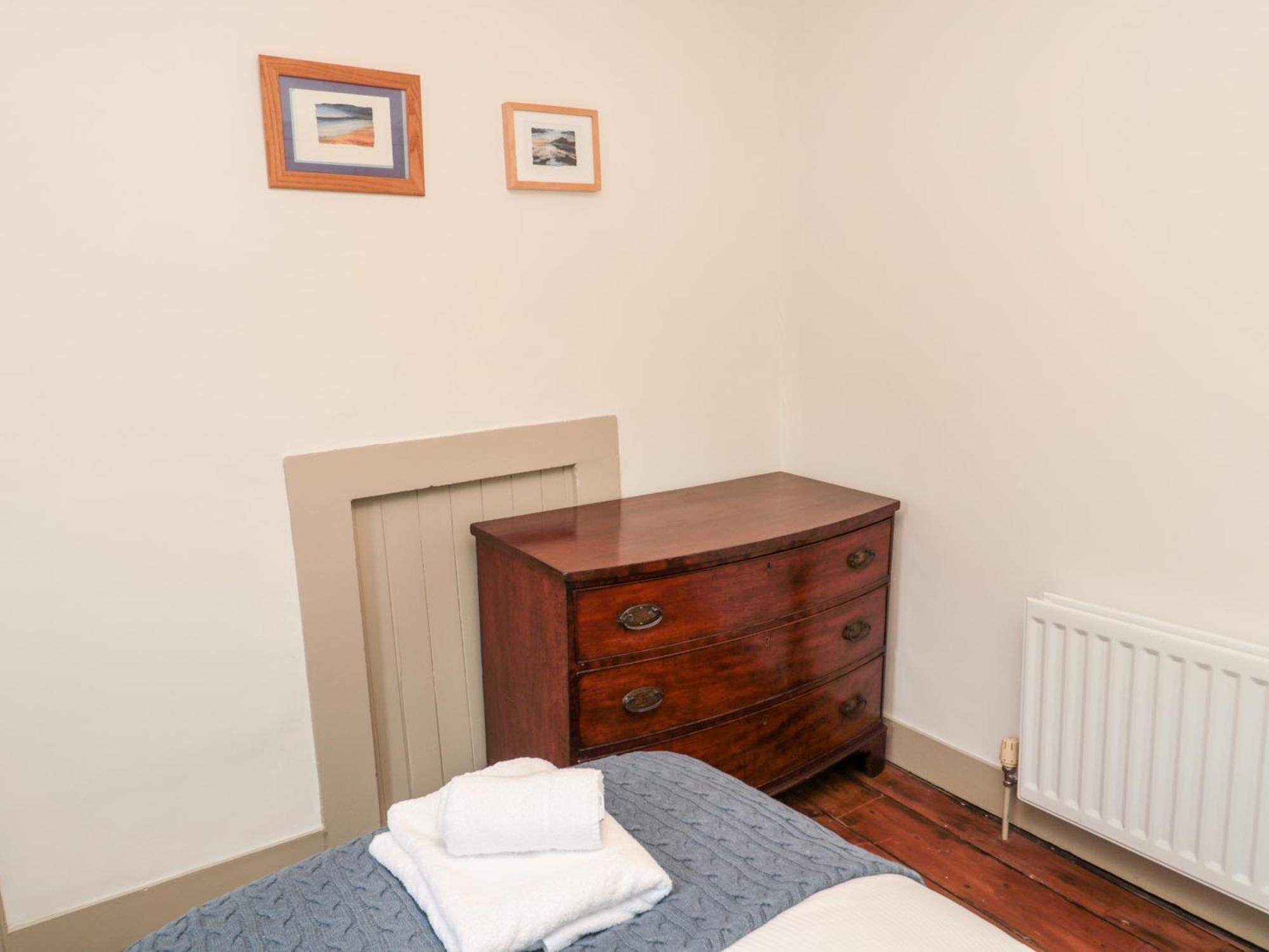 Upper Oakwood Apartment *